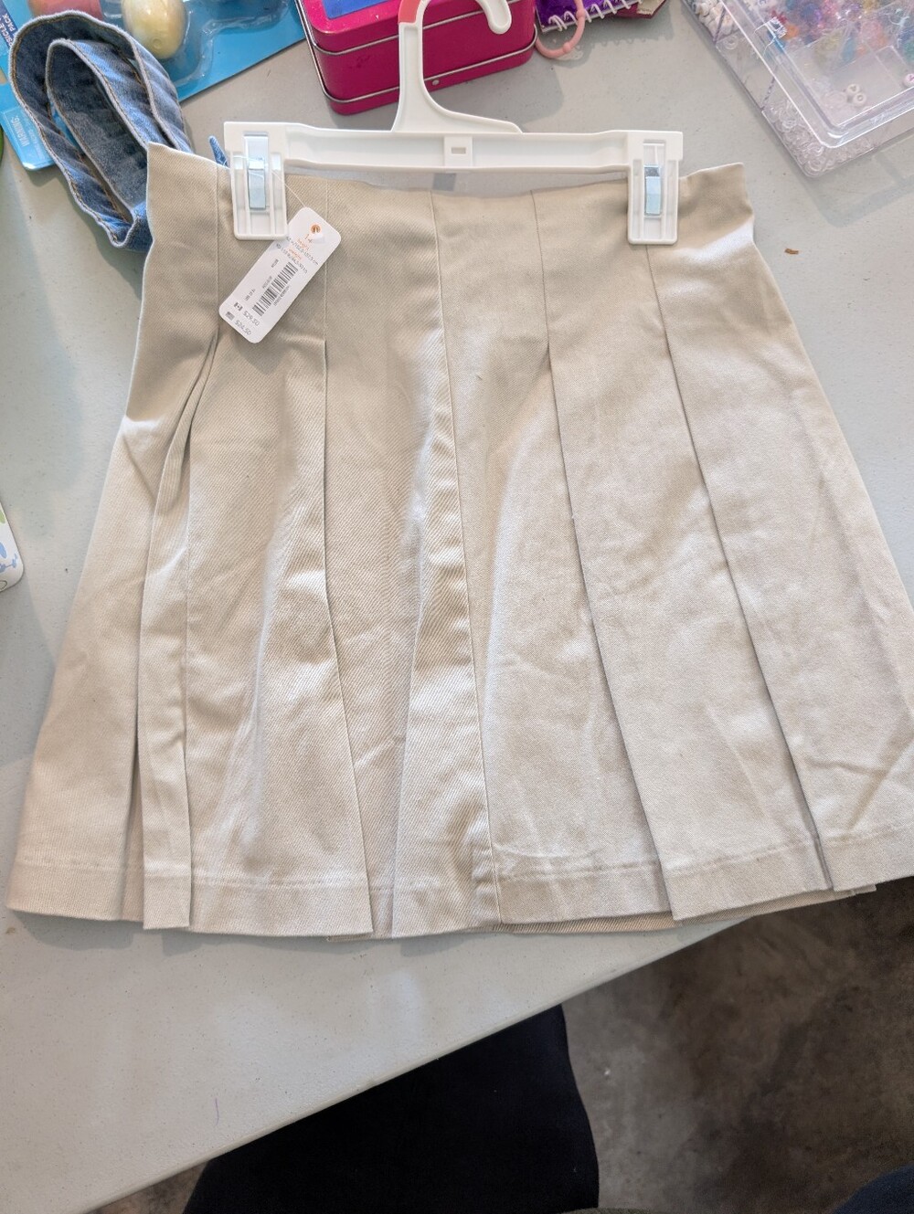 Gymboree Pleated Mini Skirt in Light Beige
